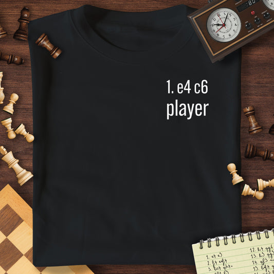 1. e4 c6 T-Shirt